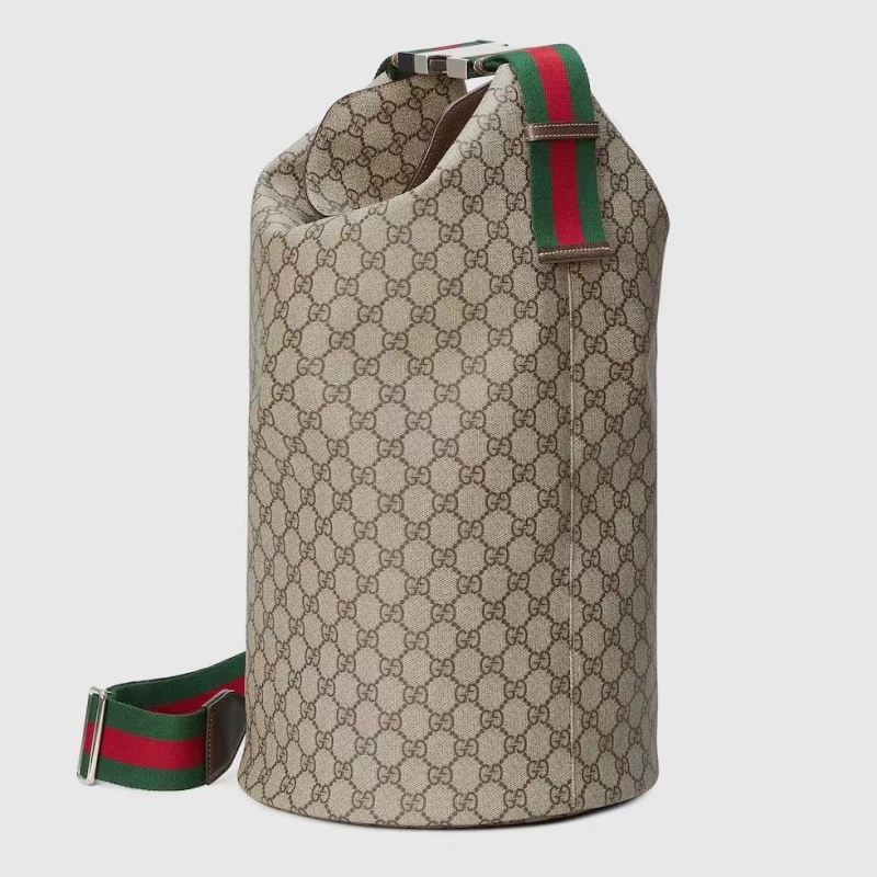 G*u*i bucket bags